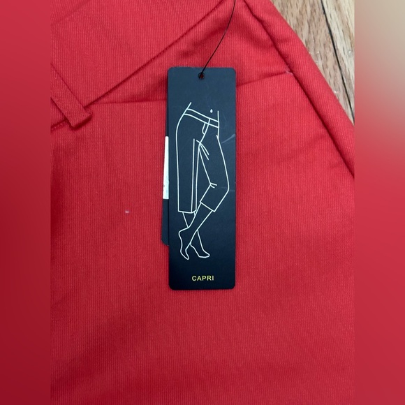 Dalia Collection Bold Red Capris - Picture 2 of 6